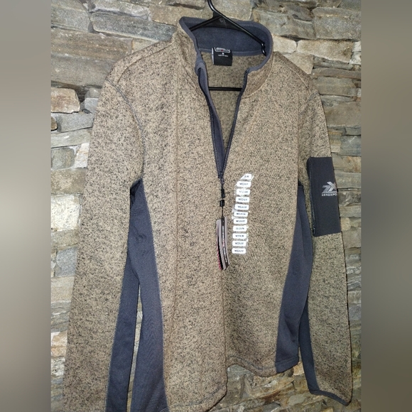 ZeroXposur NWT mens pullover size medium, long sleeve, tan and black - Picture 2 of 5